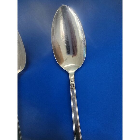 Lot Of 2 1847 rogers bros first love 8.5” serving spoons - Picture 4 of 5